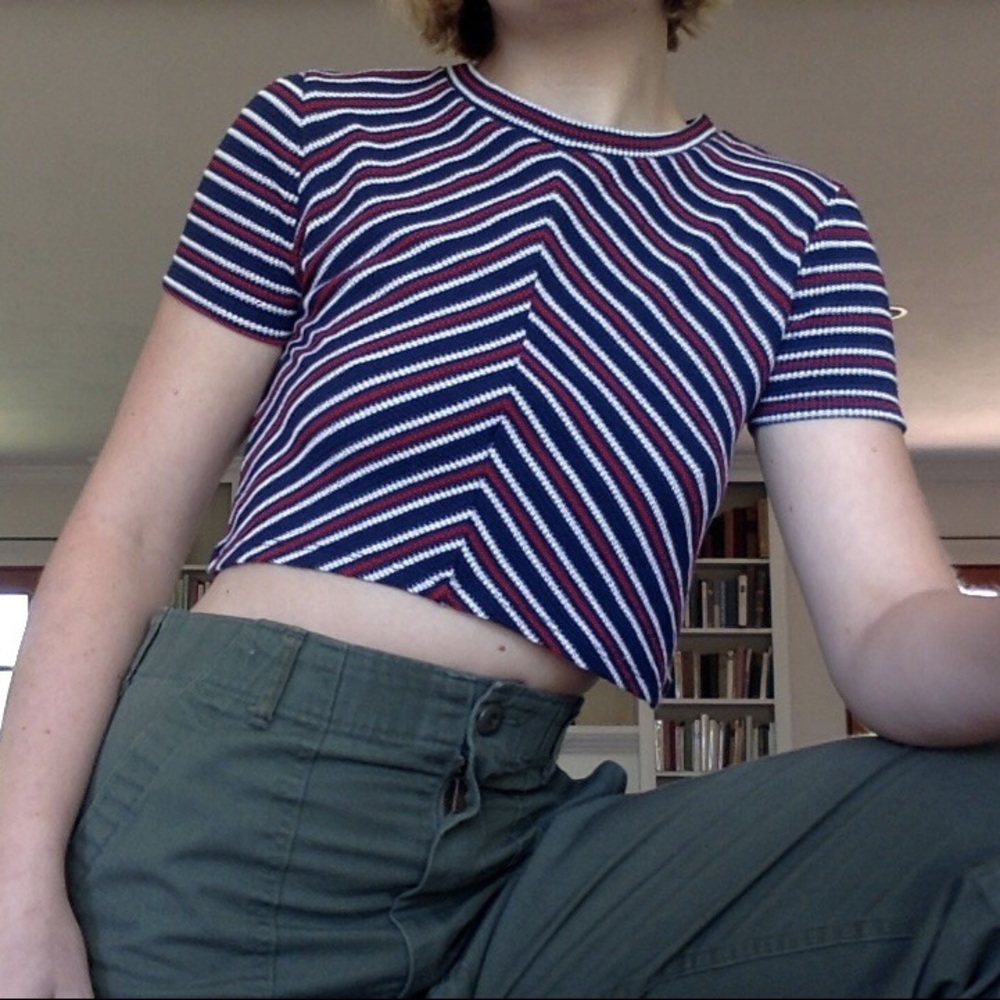 Stretchy crop top